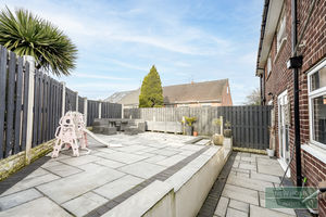 Photo 16- click for photo gallery